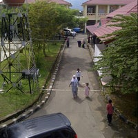 Review SMA Negeri 10 Fajar Harapan