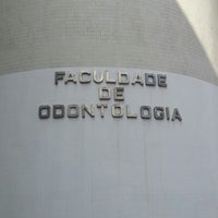 Photo taken at Faculdade de Odontologia (UFRJ) by Maicon L. on 11/28/2012