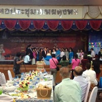 Photo taken at หอประชุมเทพผดุงพร by ตัวเล็ก เ. on 11/14/2012