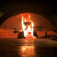 รูปภาพถ่ายที่ Sottocasa Pizzeria โดย Sottocasa Pizzeria เมื่อ 3/15/2016
