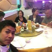 Photo taken at New Asia Chinese Restaurant by Kevin H. on 7/1/2018