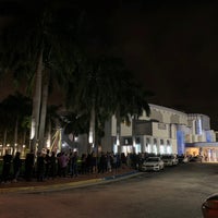 Foto tomada en The Fillmore Miami Beach at The Jackie Gleason Theater  por SEAN H. el 1/18/2020