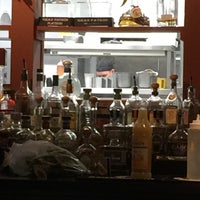 4/24/2016 tarihinde Sara🌸ziyaretçi tarafından Huerto Mexican Restaurant &amp;amp; Tequila Bar'de çekilen fotoğraf