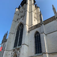 Photo taken at Église Notre-Dame de la Chapelle / Onze Lieve Vrouw Ter Kapellekerk by Ken U. on 8/31/2019