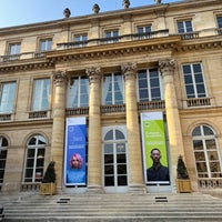 Photo taken at Ministère du Travail, de l&amp;#39;Emploi, de la Formation Professionnelle et du Dialogue Social by Clément S. on 4/27/2022