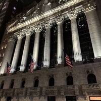 Foto tirada no(a) New York Stock Exchange por Clément S. em 11/14/2023