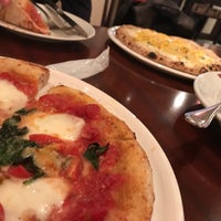 Photo taken at Pizzeria D&#39;oro 恵比寿店 by Alice Y. on 7/7/2018