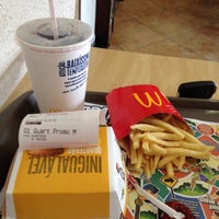 Photo taken at McDonald&amp;#39;s by Leandro d. on 11/7/2012