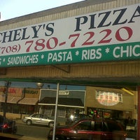 Photo taken at Chely&amp;#39;s Pizza by Shan F. on 10/26/2012