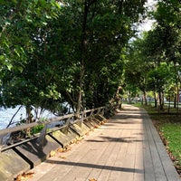 Photo taken at Punggol Promenade Nature Walk by fivefingers w. on 12/27/2021