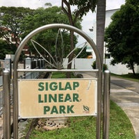 Photo taken at Siglap Linear Park by fivefingers w. on 12/12/2017
