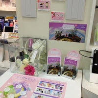 Photo taken at docomo Shop by Hidenobu K. on 6/1/2013