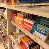 Photo taken at Kaiser Permanente Pharmacy by Martin S. on 1/9/2018