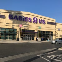 Photo taken at Babies R Us by Martin S. on 10/18/2017
