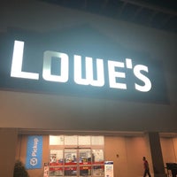 Photo taken at Lowe&amp;#39;s by Martin S. on 11/26/2018