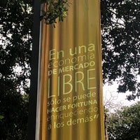 Foto tirada no(a) Universidad Francisco Marroquín por Fluying ✅. em 8/16/2018