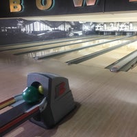 Photo taken at Bowling Chamartín by Javier on 11/26/2017