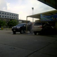 Photo taken at Cleaning Garage (by Car Care พาเพลิน) by Eddy S. on 9/25/2012