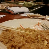 Снимок сделан в Sakura Japanese Steak, Seafood House &amp;amp; Sushi Bar пользователем Marissa F. 5/8/2016