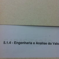 Photo prise au Instituto de Educação Tecnológica (IETEC) par Isabella P. le4/20/2013