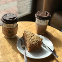 Photo taken at Caribou Coffee by Cigdem D. on 3/5/2018