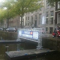 Photo taken at Finish Amsterdam City Swim by Venoes on 9/6/2014