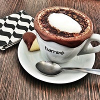 รูปภาพถ่ายที่ Bamirê Café โดย Weruska C. เมื่อ 8/30/2013