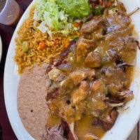 Снимок сделан в El Dorado Mexican Restaurant пользователем Celeste 7/18/2022