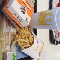 Photo taken at Burger King by Hafize A. on 2/26/2019