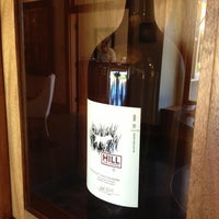 8/31/2013にMs. A.がHill Wine Companyで撮った写真