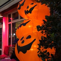 10/31/2018에 Michelle D.님이 Halloween Gore Store - Horror-Shop City Store에서 찍은 사진