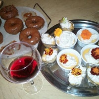 11/25/2012にKeith Ellis ~ C.がCheuvront Restaurant &amp;amp; Wine Barで撮った写真