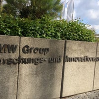 4/9/2014にPaul J.がBMW Group Forschungs- und Innovationszentrum (FIZ)で撮った写真