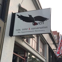 8/19/2018 tarihinde Paul J.ziyaretçi tarafından Raven Cuts, Color, &amp;amp; Conversation'de çekilen fotoğraf