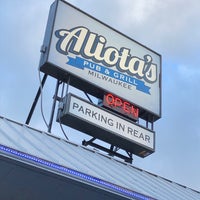 รูปภาพถ่ายที่ Aliota&amp;#39;s Pub &amp;amp; Grill โดย Brent K. เมื่อ 8/3/2018