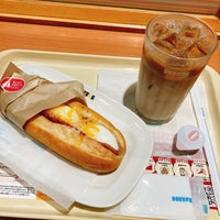 Photo taken at Doutor Coffee Shop by Anya on 8/1/2021