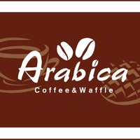 Foto diambil di Arabica Coffee &amp;amp; Waffle oleh Flor C. pada 3/12/2013