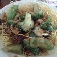 10/24/2012 tarihinde Muffin E.ziyaretçi tarafından Hong Kong Restaurant'de çekilen fotoğraf