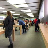 Photo taken at Apple Lakeside by Paul G on 12/4/2017