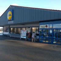 Photo taken at Lidl by Tenvelkej . on 1/10/2017