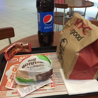 Photo taken at Burger King by Евгений С. on 3/27/2016