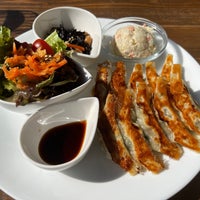 鎌倉餃子umineco Wine Cafe Dumpling Restaurant