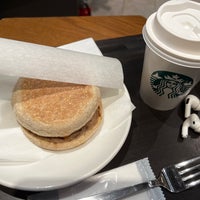 Photo taken at Starbucks by chez_sugi on 3/20/2022