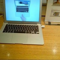 Photo taken at Infinite Apple Store MKG 5 by Ryzco R. on 7/15/2012