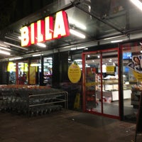 รูปภาพถ่ายที่ BILLA โดย austrianpsycho เมื่อ 11/14/2012