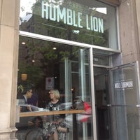 Foto diambil di Café Humble Lion oleh Bob R. pada 5/17/2013