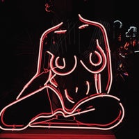 Photo taken at Museum of Neon Art by Daniel V. on 10/12/2019