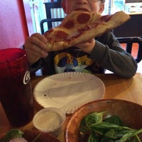 Foto diambil di Wiseguy Pizza Pie oleh Julia G. pada 10/22/2014