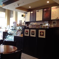 Foto diambil di Deekoff Coffee oleh ton pada 3/8/2015