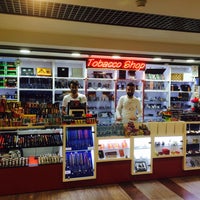 5/24/2016 tarihinde Fatih P.ziyaretçi tarafından Tobacco Shop'de çekilen fotoğraf